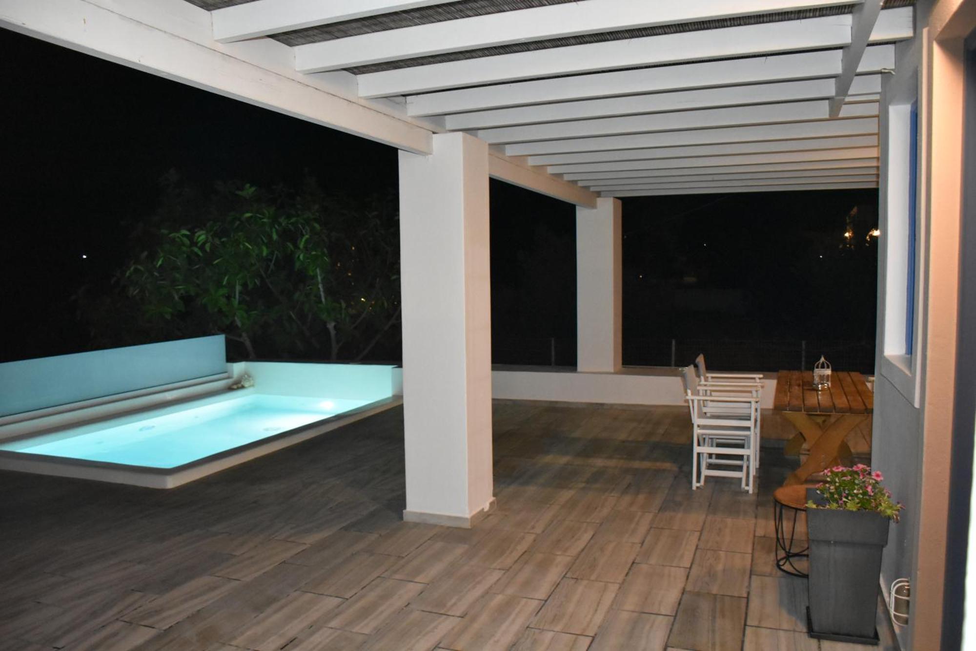 Spacious Veranda, House For 3, In The Village. Kamari  Exterior photo